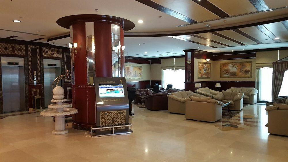 Al Bustan Tower Hotel Suites Sharjah Exterior foto